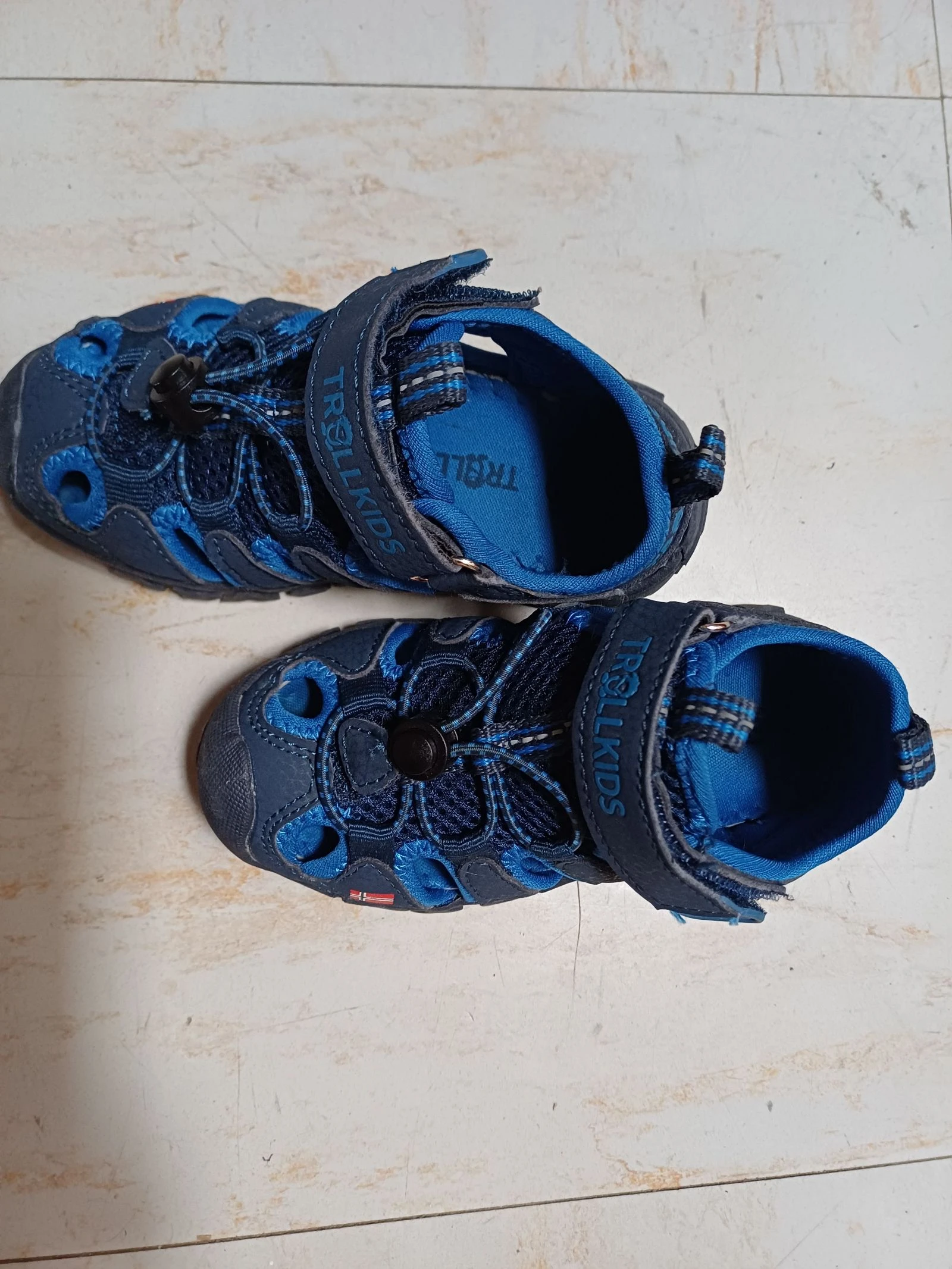 Blue hiking sandals with openings - Size 25 Trollkids – photo 12
